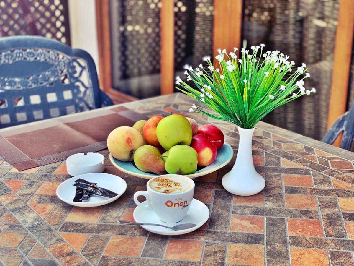Hotel Orion Tiflis Exterior foto